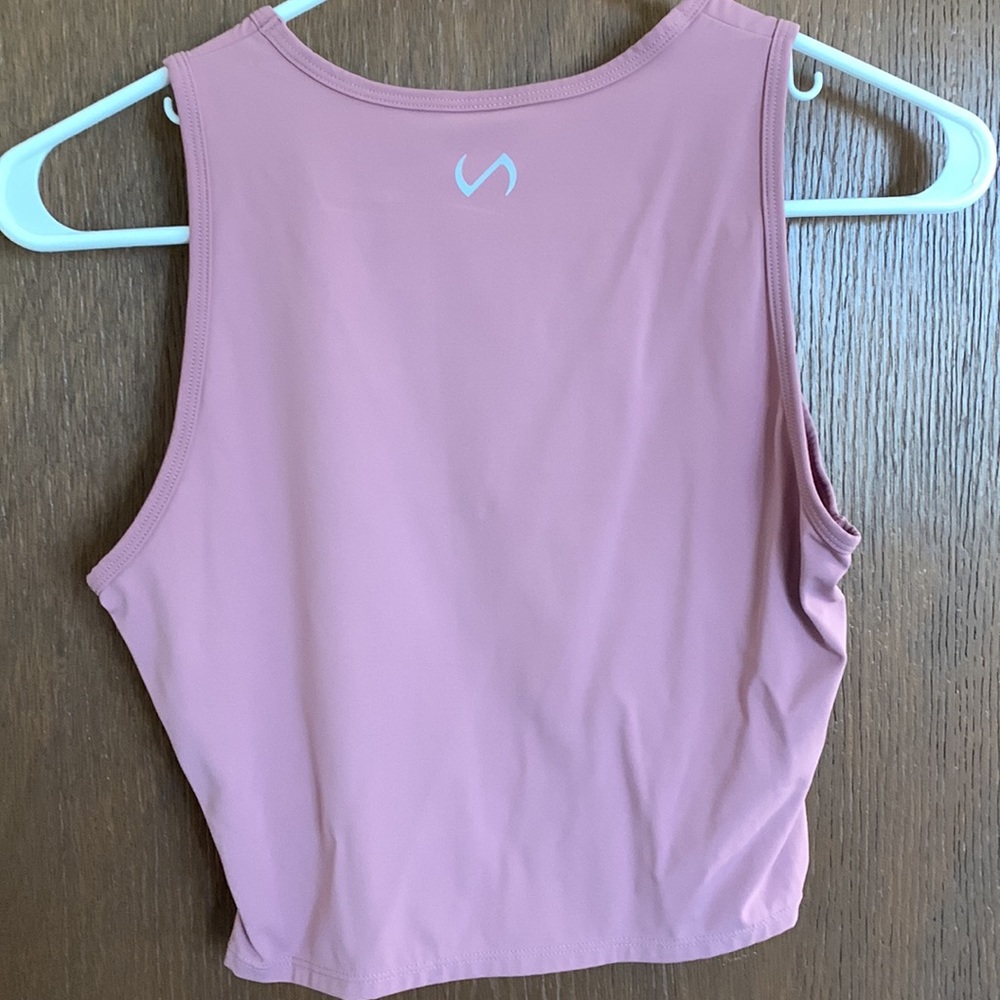 TLF Workout Top - Picture 2 of 4